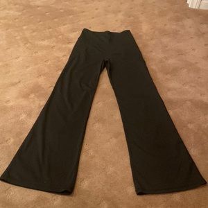 Wide leg black leggings